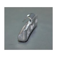 Das Bild zeigt eine geöffnete Kartonschachtel, die...