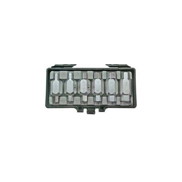 Auf dem Bild ist ein rechteckiger, geöffneter Kunststoffkoffer zu sehen. Der Koffer ist dunkel und enthält mehrere metallene Einsatzwerkzeuge, die ordentlich in vorgeformte Aussparungen gelegt sind. Bei den Werkzeugen handelt es sich um kurze, sechskantige Metallstücke mit unterschiedlichen Größen. Sie sind vermutlich als Aufsätze oder Adapter für Werkzeuge, wie zum Beispiel eine Ratsche oder einen Drehmomentschlüssel, gedacht. Die Werkzeuge sind silberfarben und haben auf der Oberseite jeweils eine Größenangabe eingraviert.