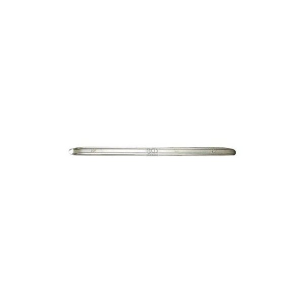 Dieses Bild zeigt ein einfaches, langes und schmales Objekt auf einem einfarbigen, hellen Hintergrund. Es handelt sich um eine chirurgische Pinzette aus Metall, die typischerweise in medizinischen Einrichtungen verwendet wird. Die Pinzette ist schlank und gerade, mit einer etwas abgerundeten Spitze. Auf dem Metall sind Markierungen oder Gravuren sichtbar, die möglicherweise auf den Hersteller oder die Größe hinweisen. Das Werkzeug ist insgesamt glänzend und reflektiert das Licht. Die Darstellung ist sehr minimalistisch und konzentriert sich ausschließlich auf das Instrument ohne zusätzliche Elemente im Bild.