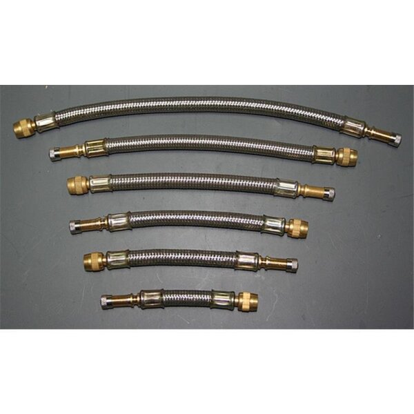 Das Bild zeigt sechs flexible Metallarmaturen unterschiedlicher Länge, die übereinander angeordnet sind. Jede Armatur besteht aus einem silberfarbenen, geflochtenen Metallschlauch mit goldenen Anschlüssen an beiden Enden. Die Schläuche liegen auf einem neutralen, grauen Hintergrund.